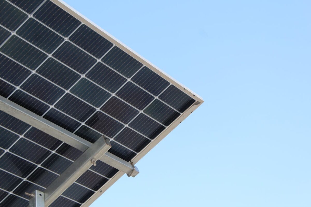 Second-Hand Solar Panels vs. New Solar Panels